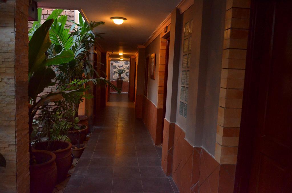 Vien Ngoc Xanh 1 Hotel 2*