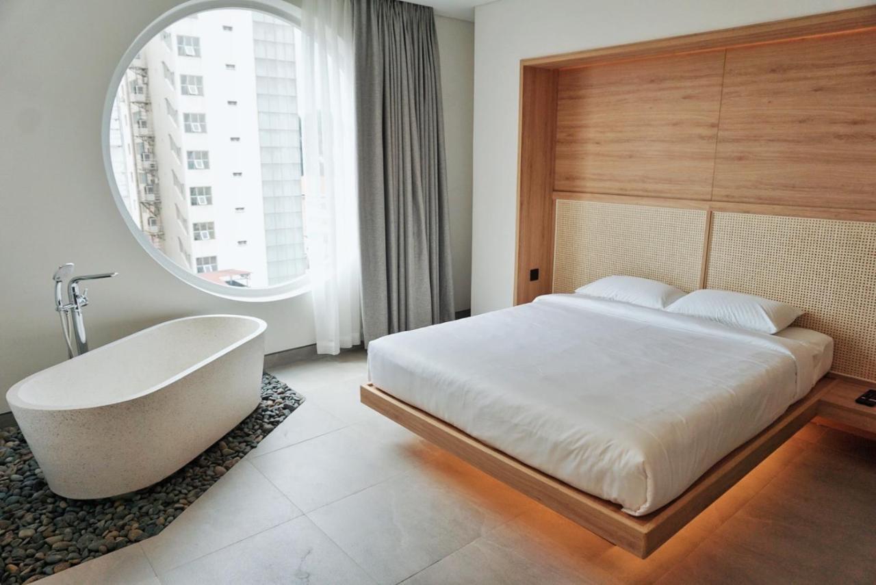 Meander Saigon 2* Ho Chi Minh City