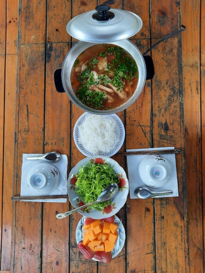 Vuon Nha Ngoai Garden *