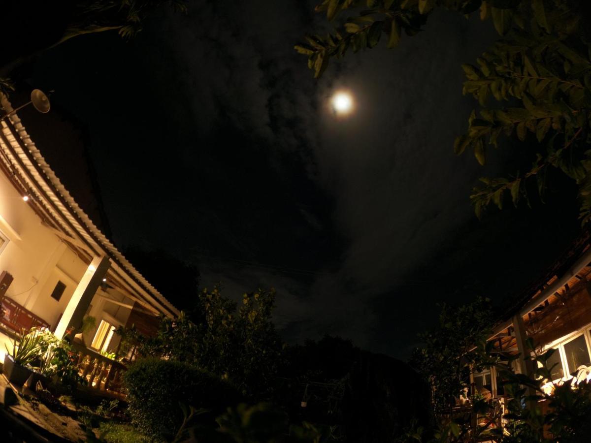 Homestay Vuon Nha Ngoai Garden Ho Chi Minh City