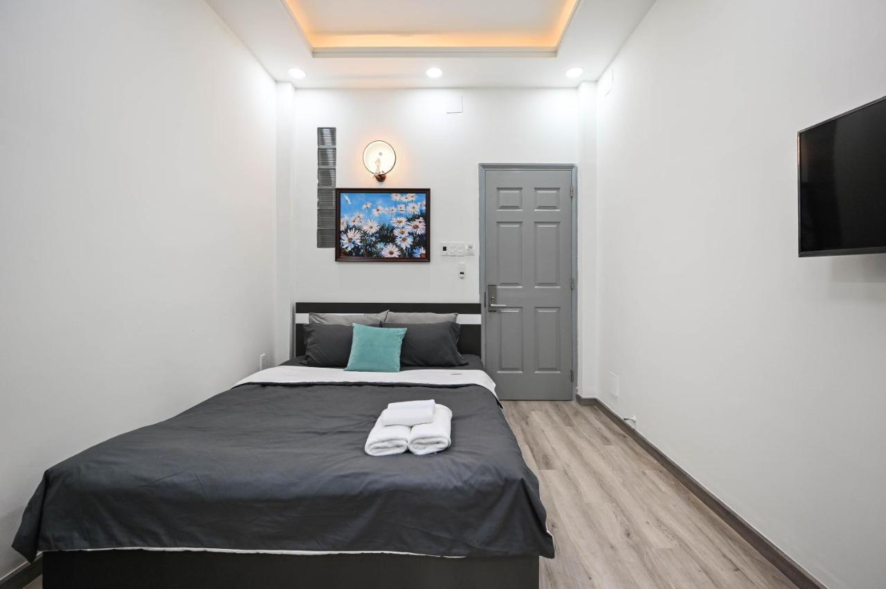 Bear's House - The Riverside Guest house Ho Chi Minh City