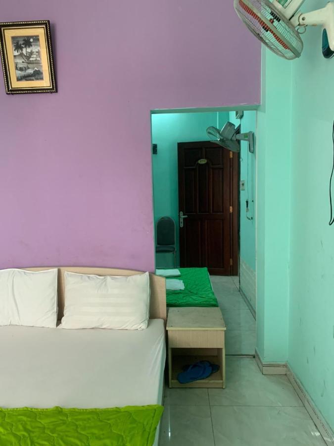Hotel Happy Binh Tan *