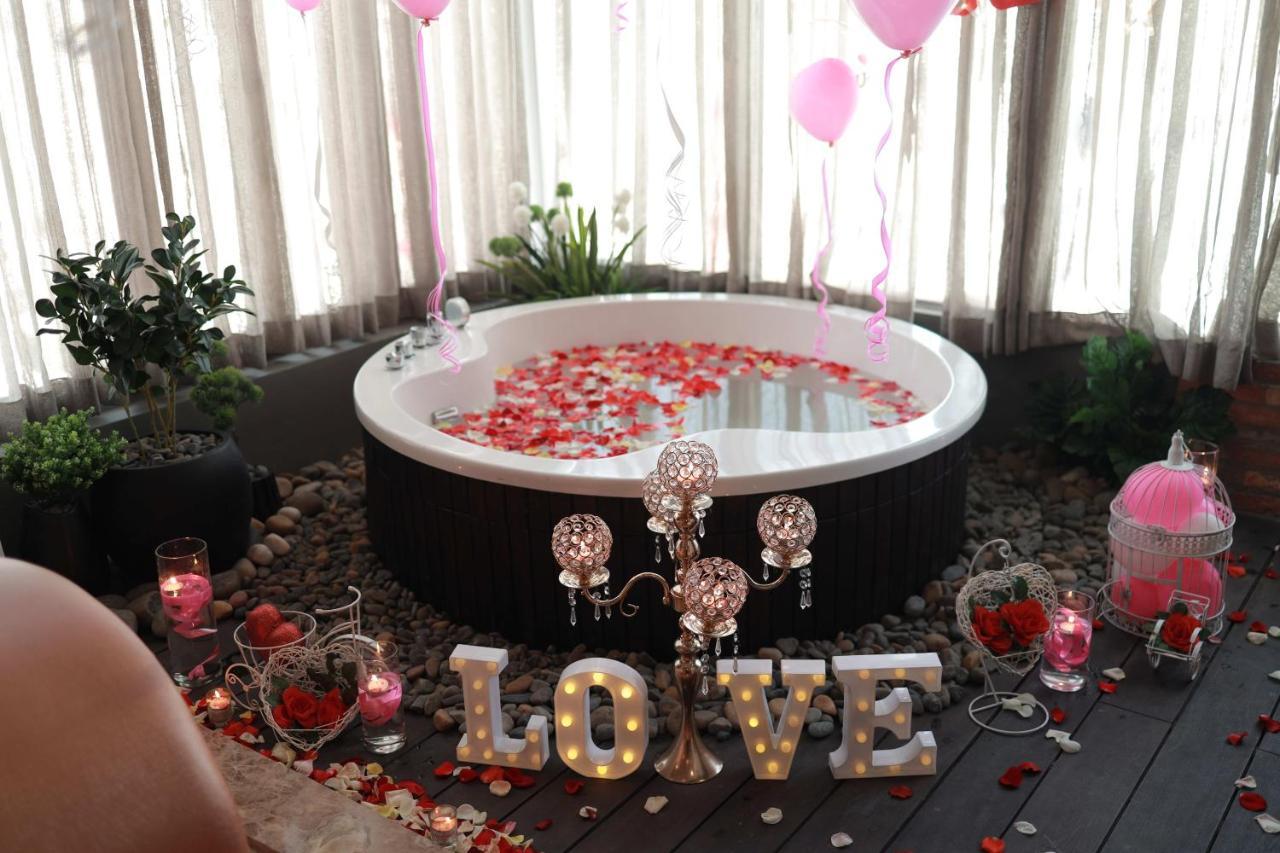 Love hotel Bonita Tht (adults Only)