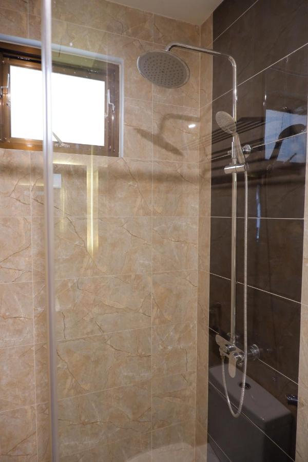 Reddoorz Salla 2 Kdc Trung Son 2* Ho Chi Minh City