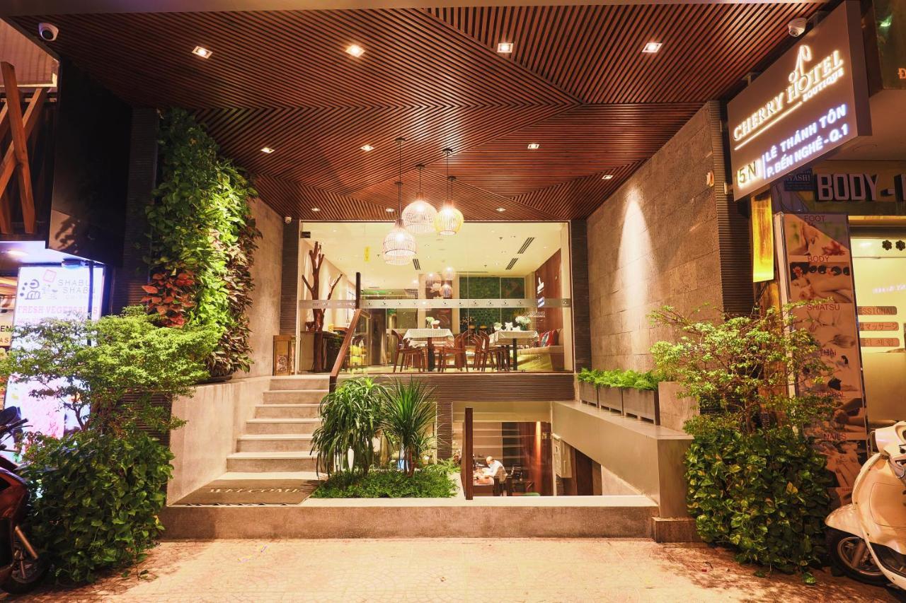 Cherry Boutique 3*