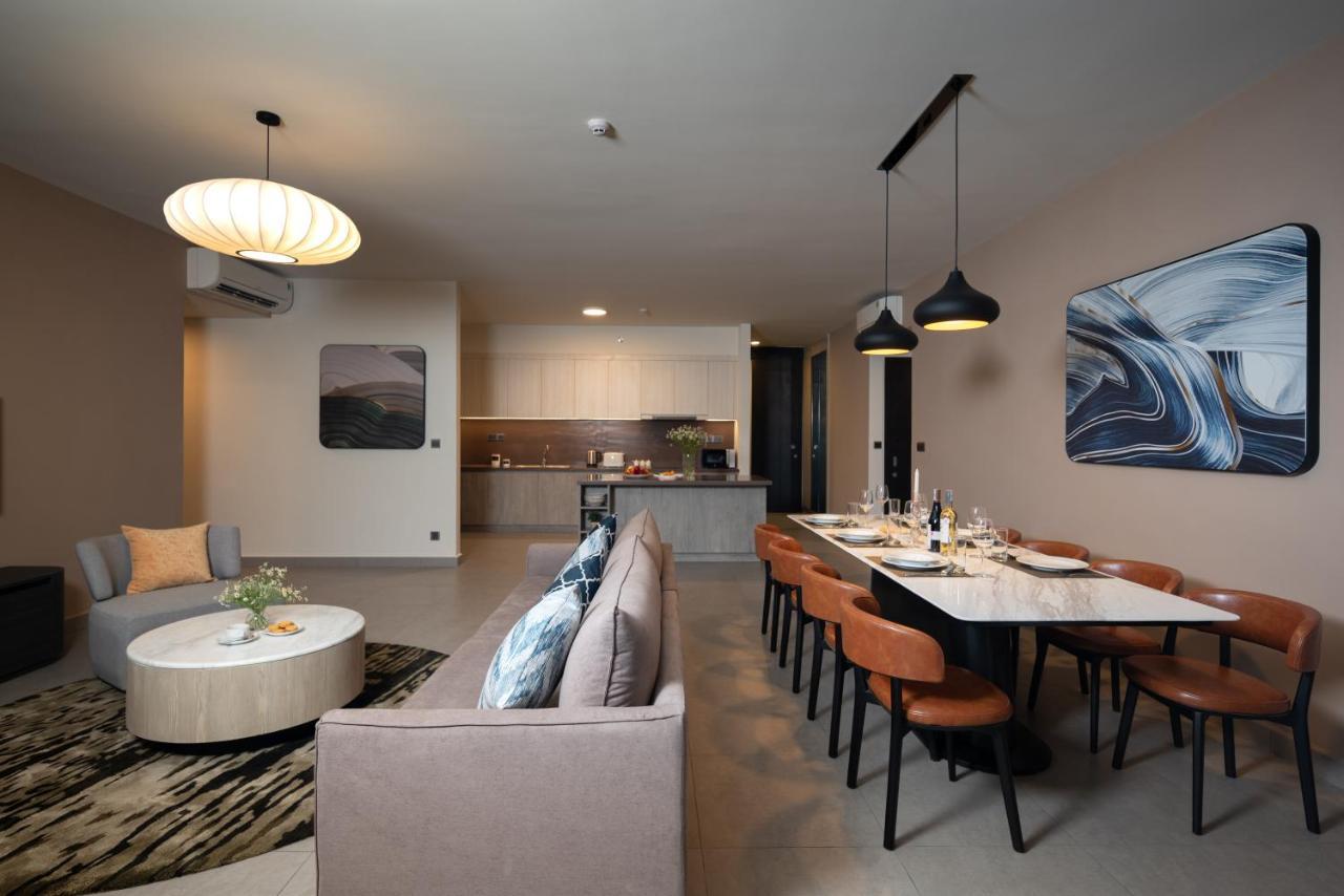 Apartment Somerset Feliz *