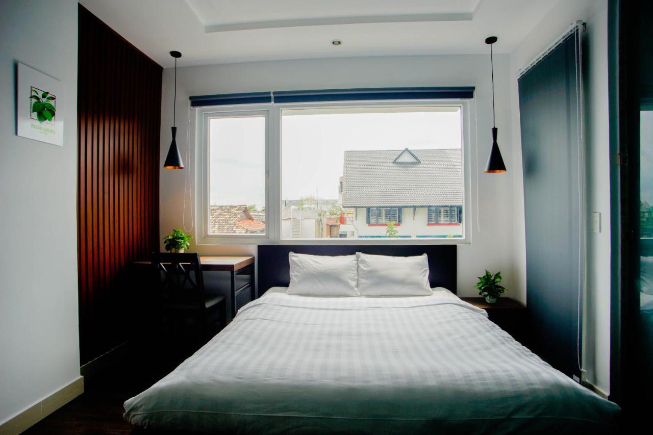 Khách sạn Lá Bình Tân 3*