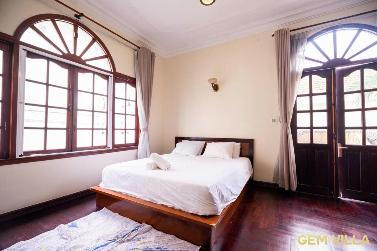Gem 10 - 5 Bedroom, 6 Bathroom, Big Pool, Big Garden Villa