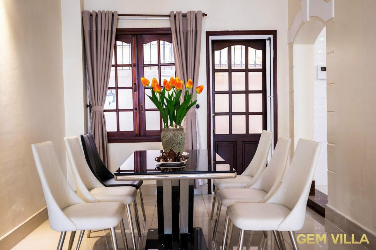 Gem 10 - 5 Bedroom, 6 Bathroom, Big Pool, Big Garden Villa