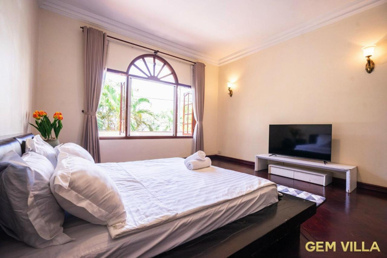 Gem 10 - 5 Bedroom, 6 Bathroom, Big Pool, Big Garden Villa