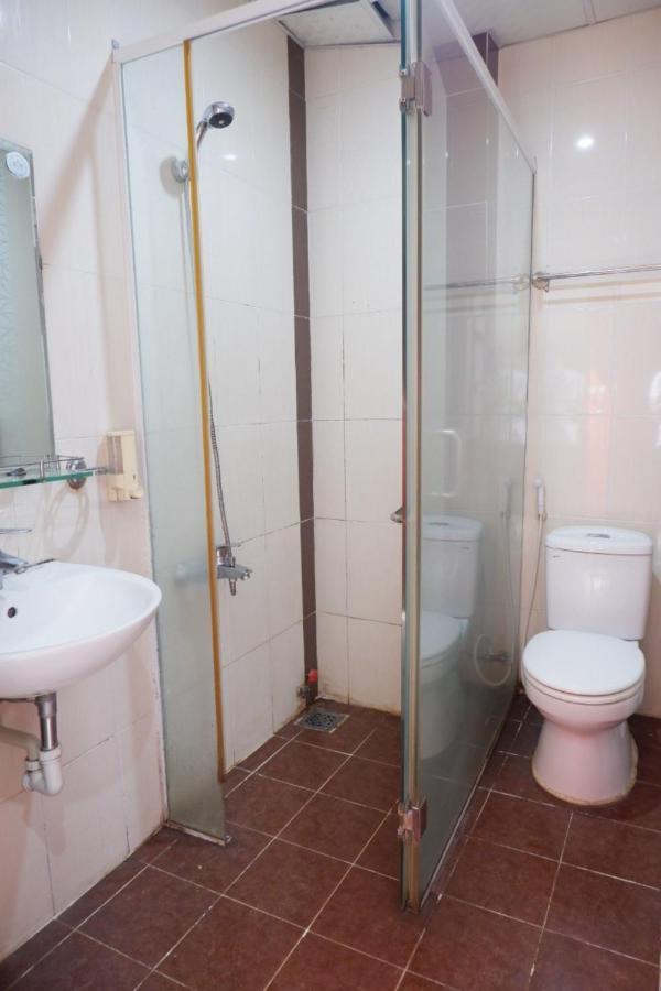 Hotel Reddoorz Tuan Viet Dinh Tien Hoang