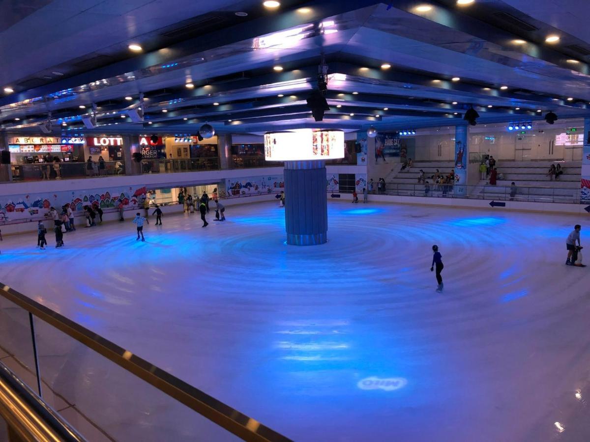 Căn hộ - Vinhomes Park, Landmark 81 Area & Ice Skating Rink
