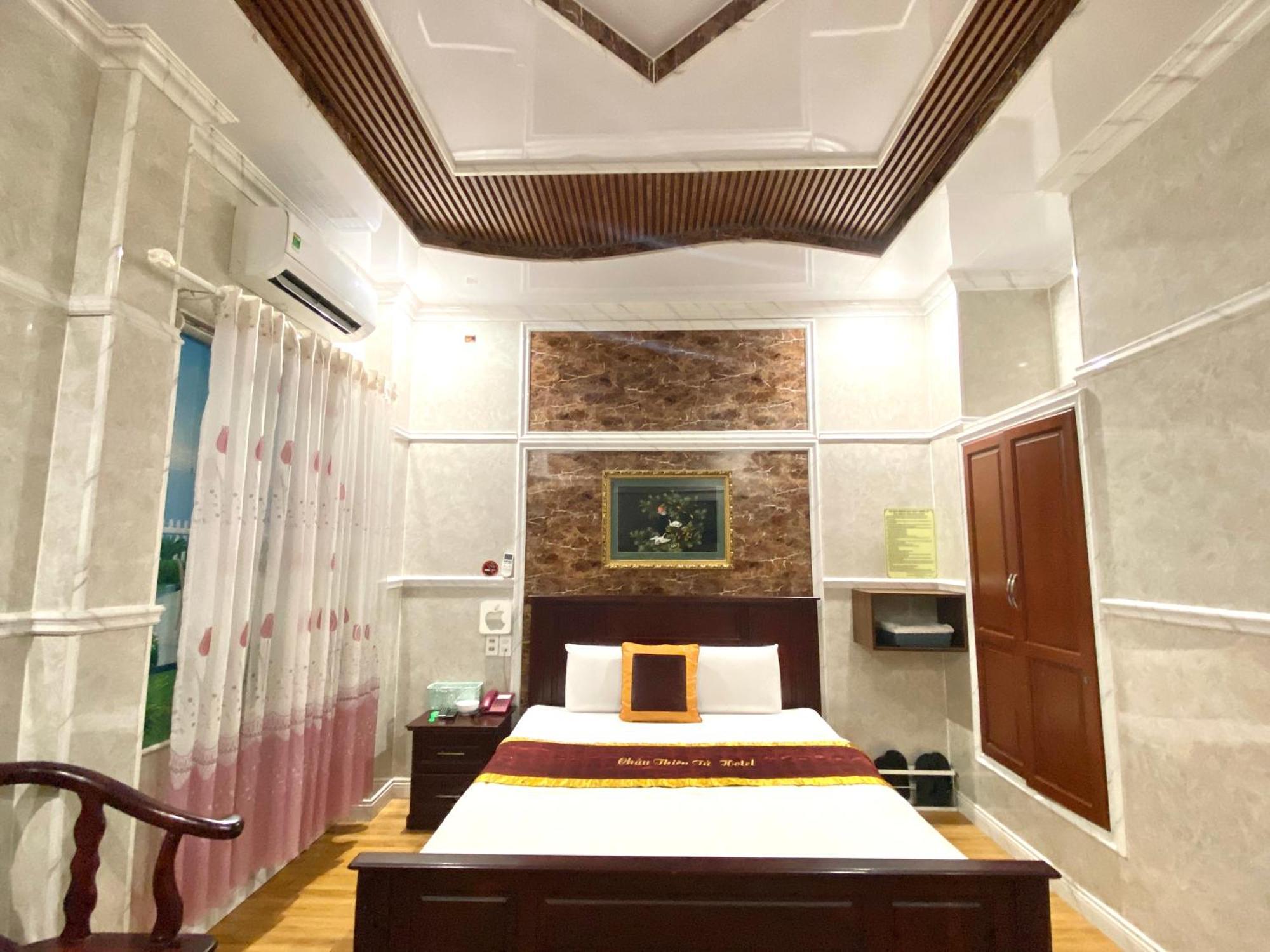 Reddoorz Chau Thien Tu 3 Hotel 2*