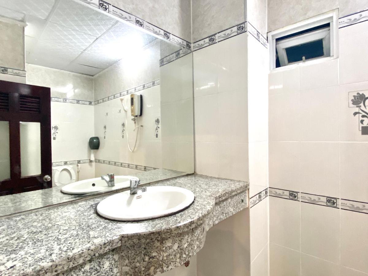 Reddoorz Chau Thien Tu 3 2* Ho Chi Minh City