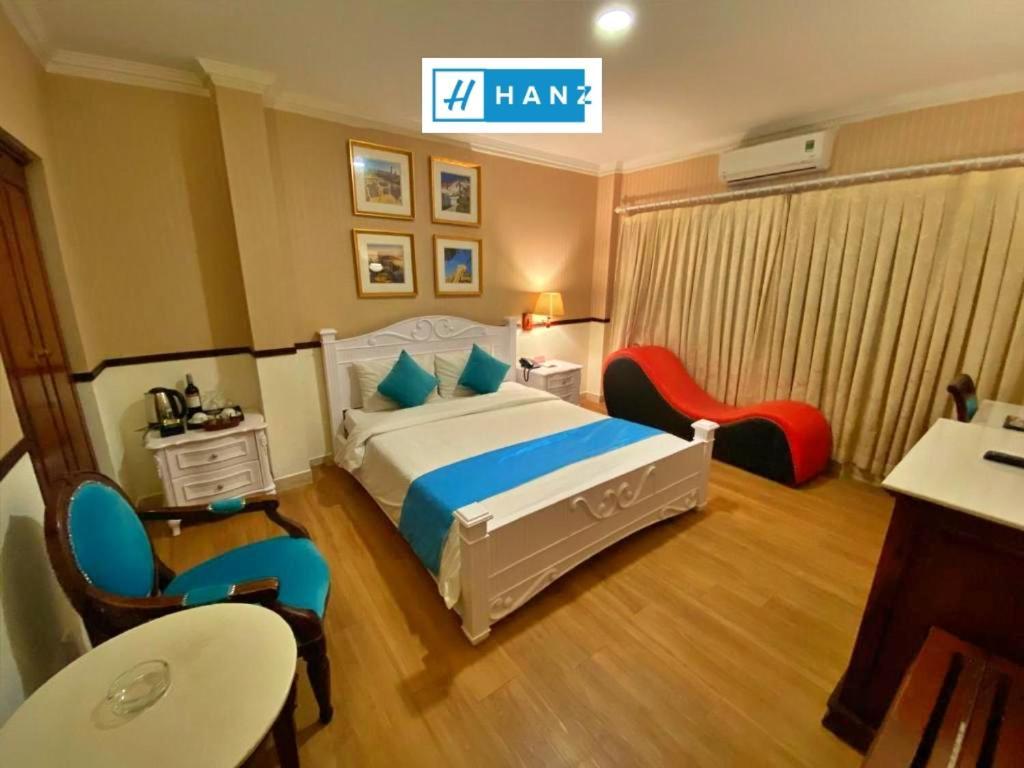 Hanz 823 Sunflower Hotel