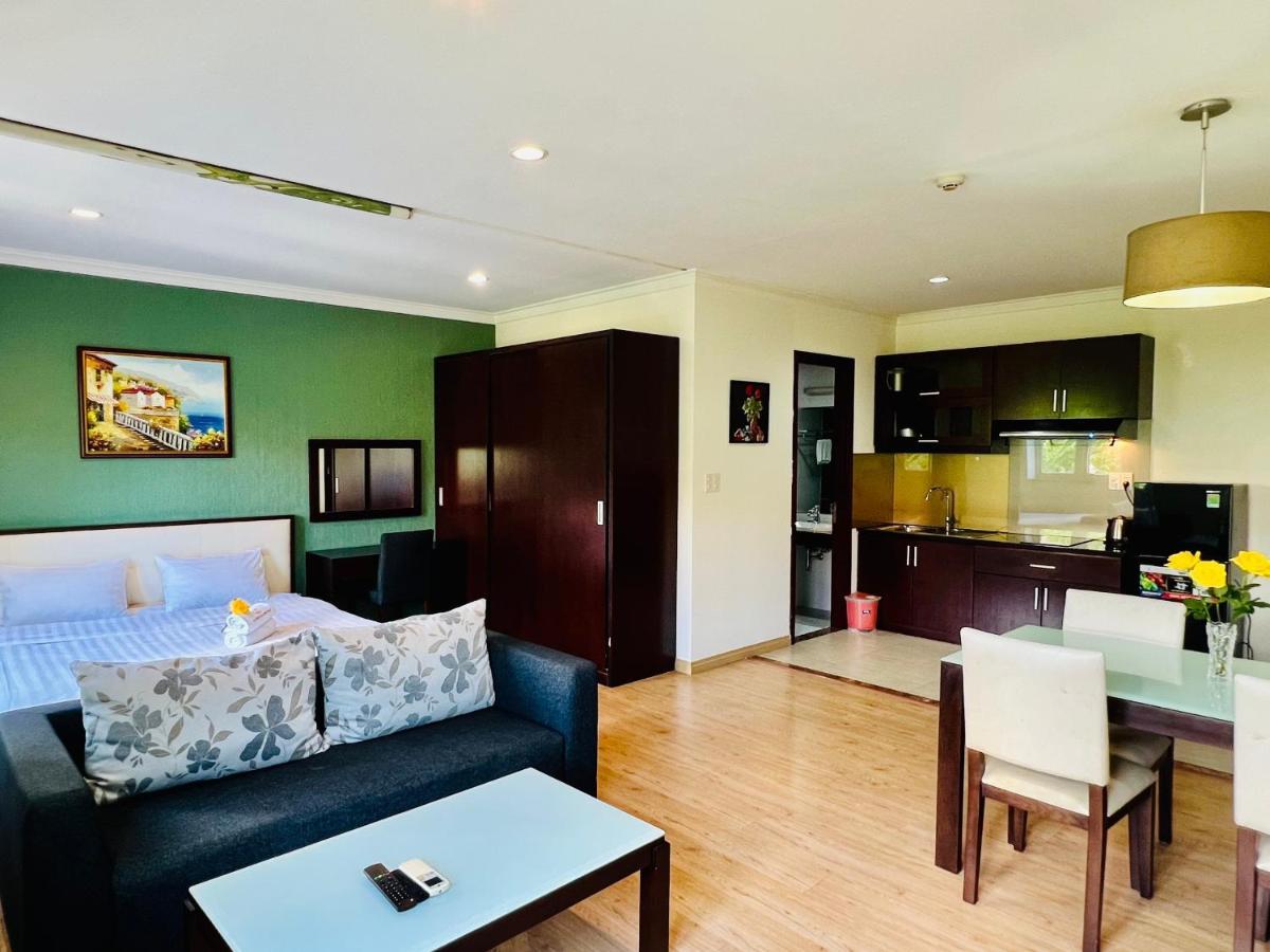Lila Luxury And