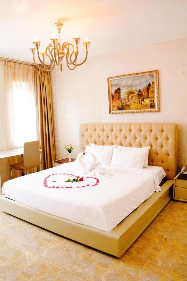 Golden & Hotel Ho Chi Minh City