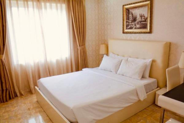 Hotel Golden & 3*