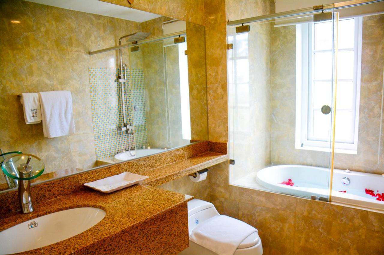 Hotel Golden &