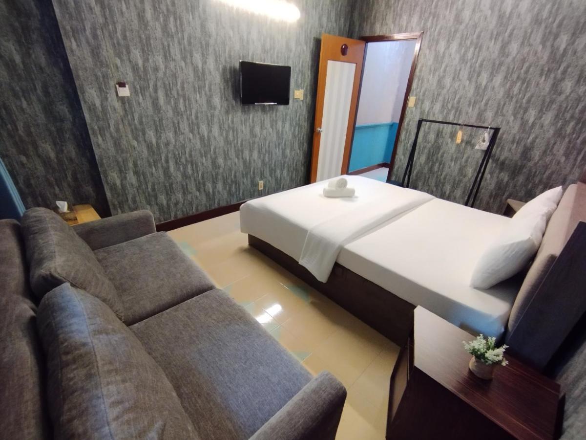 Cozrum Homes Delightful Corner * Ho Chi Minh City