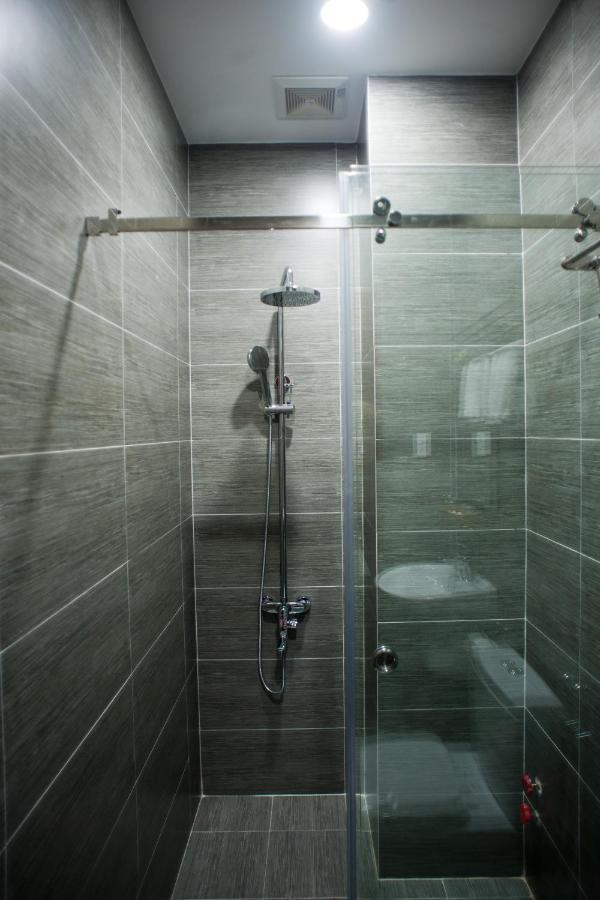 The White House Hotel 3*
