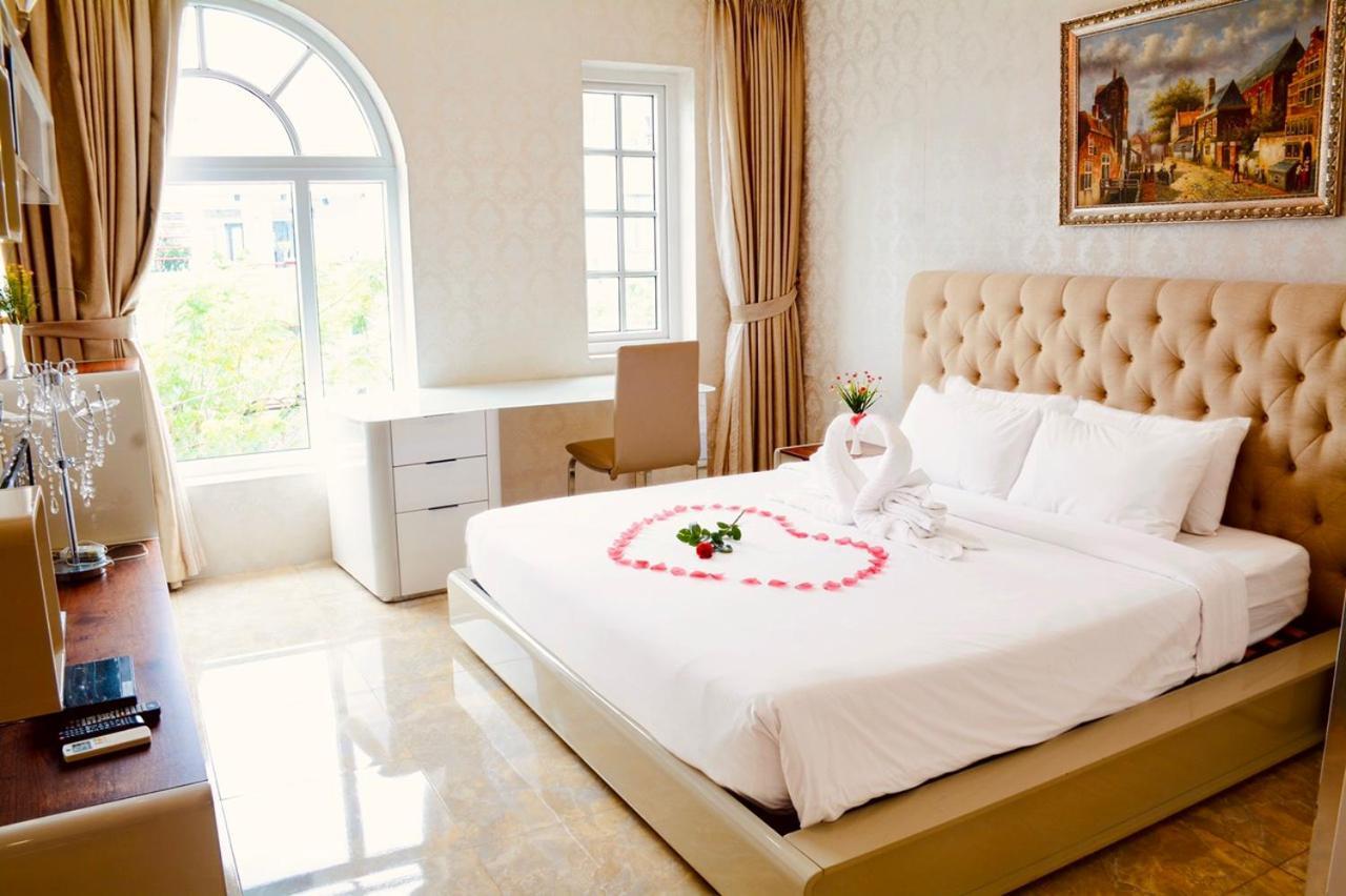 Hotel Golden & Ho Chi Minh City