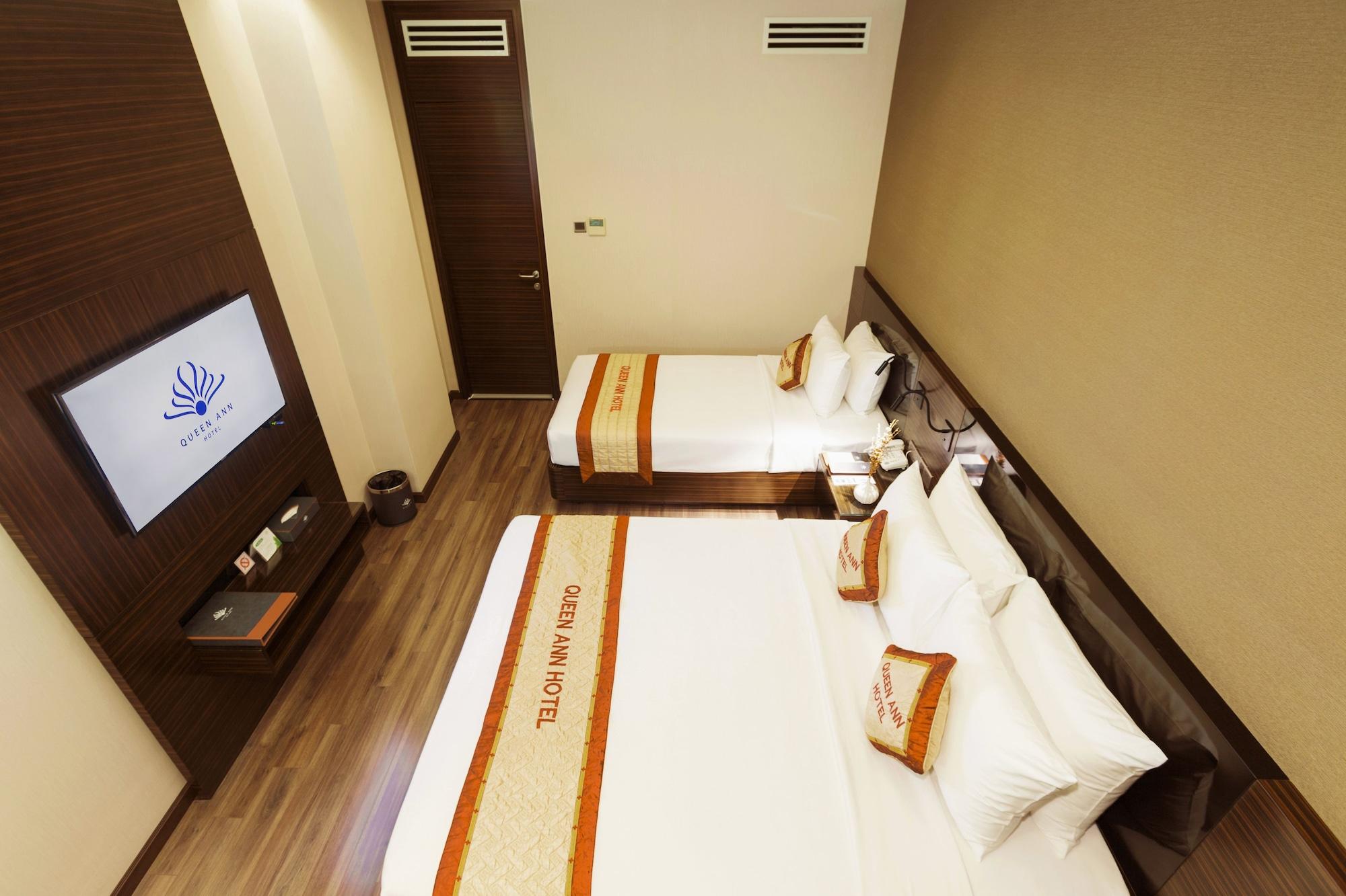Queen Ann Hotel 3*