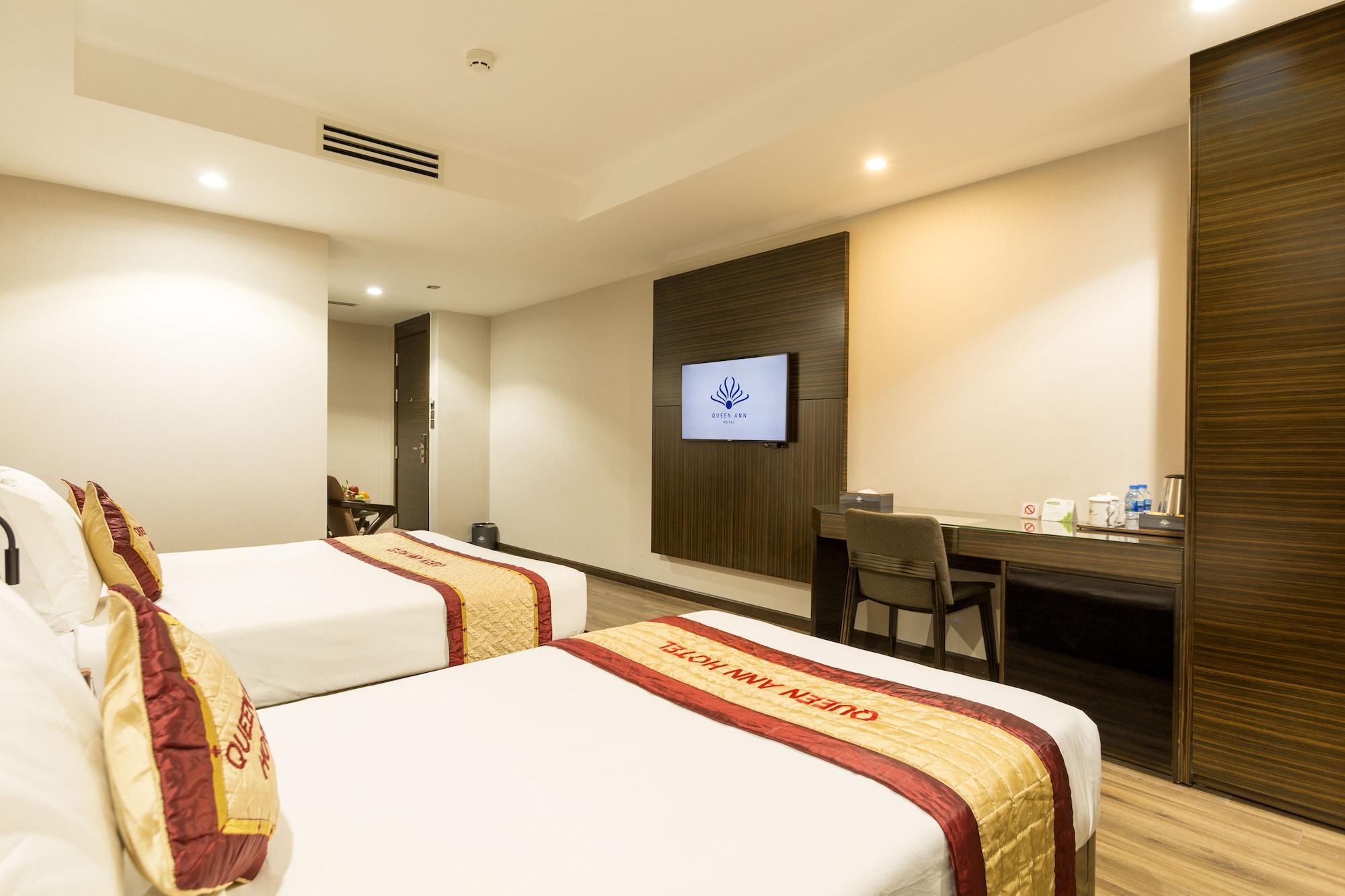 Queen Ann Hotel 3*