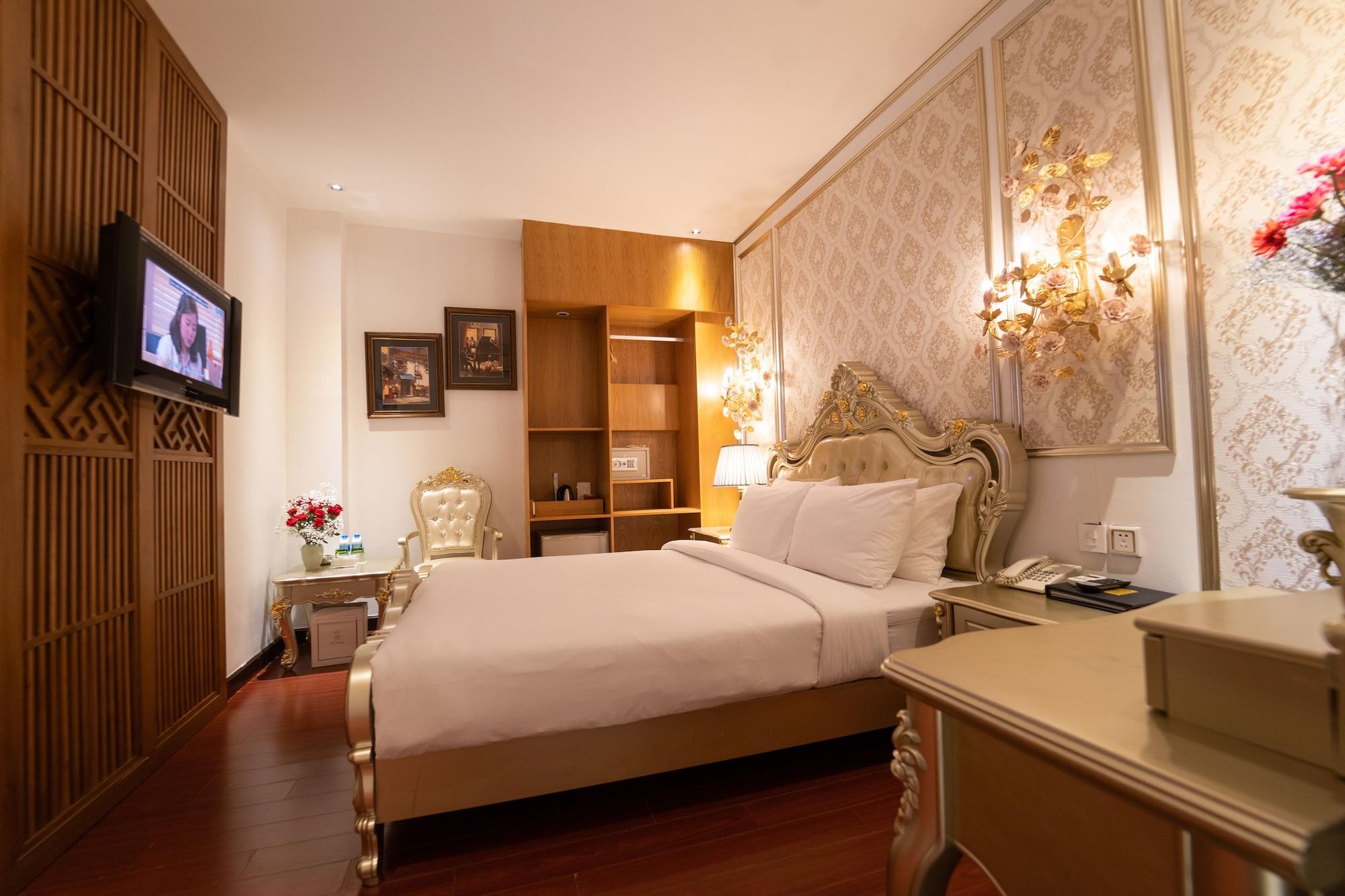 The White 8a Thai Lung Hotel