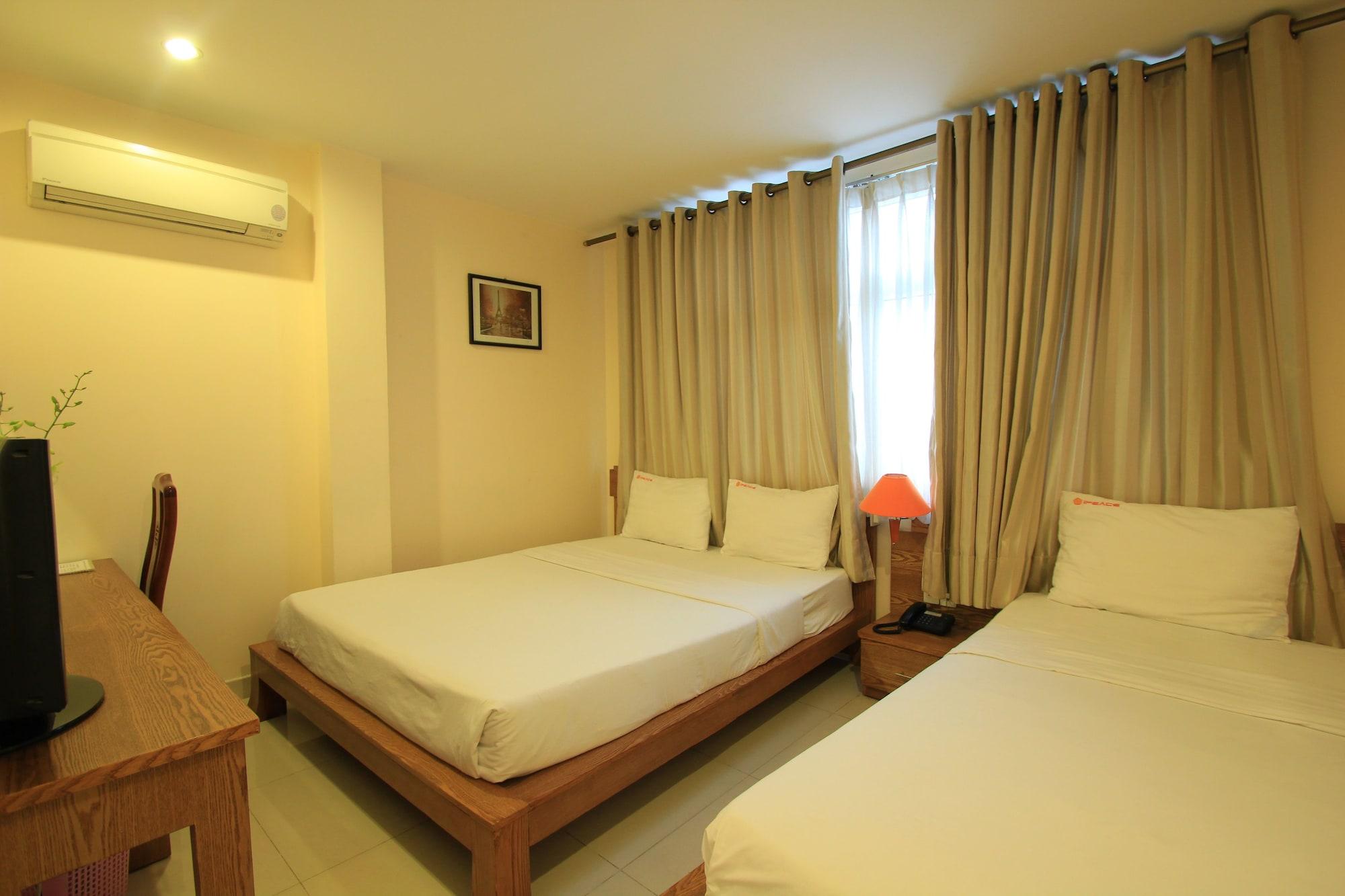 Ipeace - Bui Vien Walking Street Hotel Ho Chi Minh City