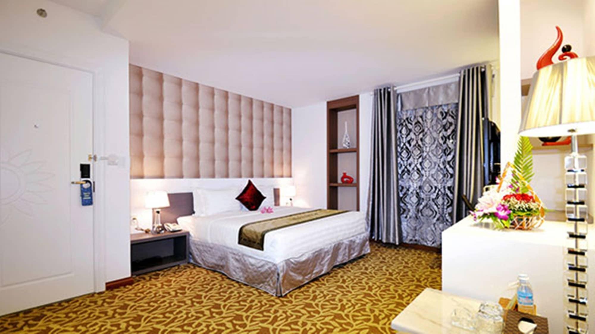 Sun Flower Luxury