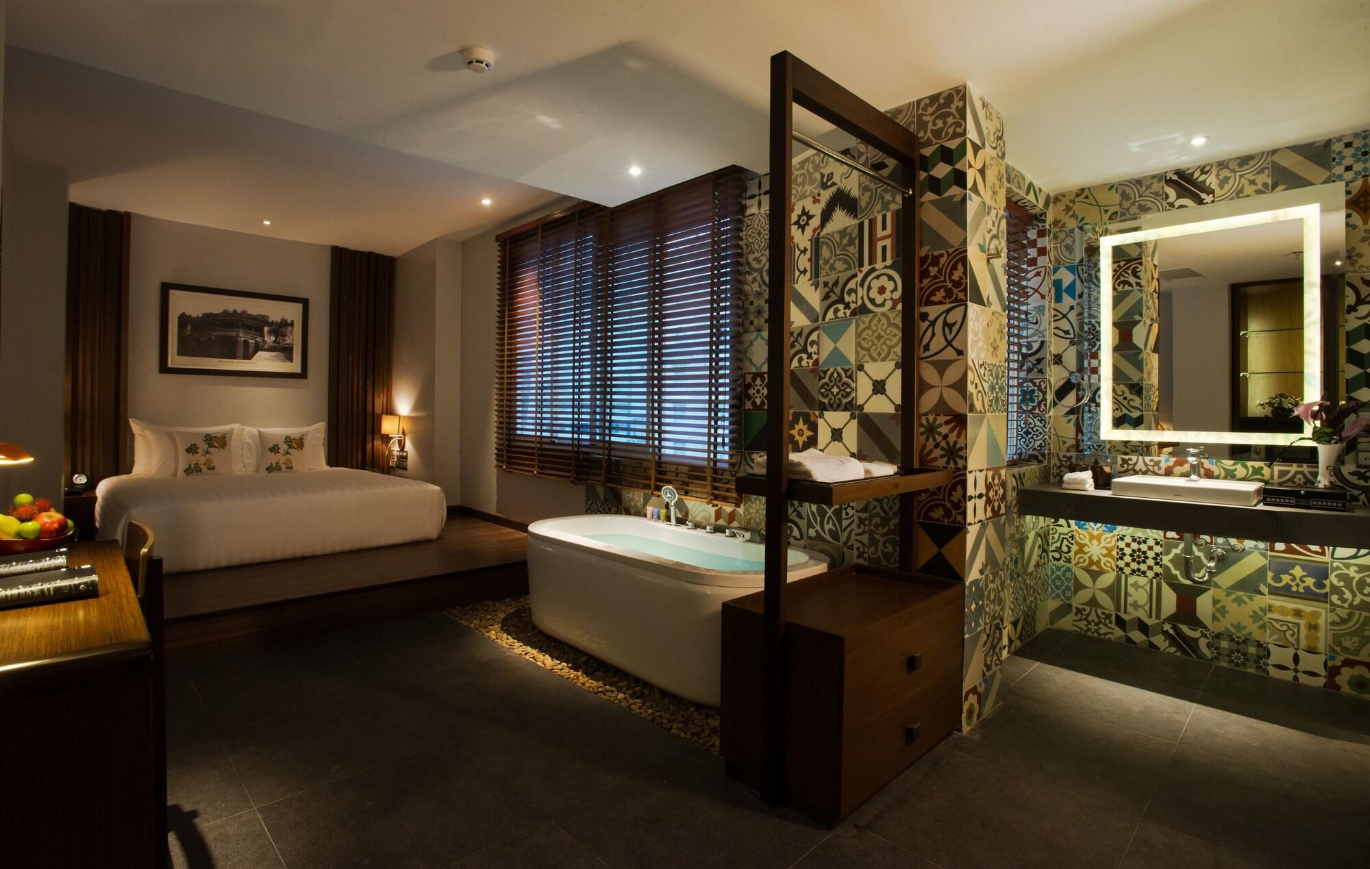 Silverland Sakyo Hotel 4*