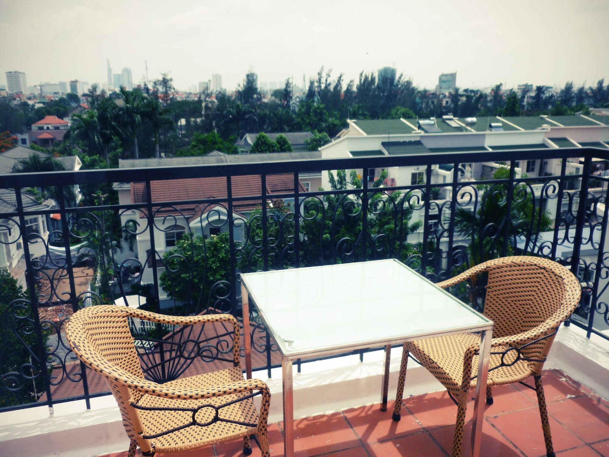 Hotel Golden Ant 2*