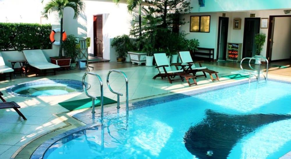 Huong Sen Hotel Ho Chi Minh City
