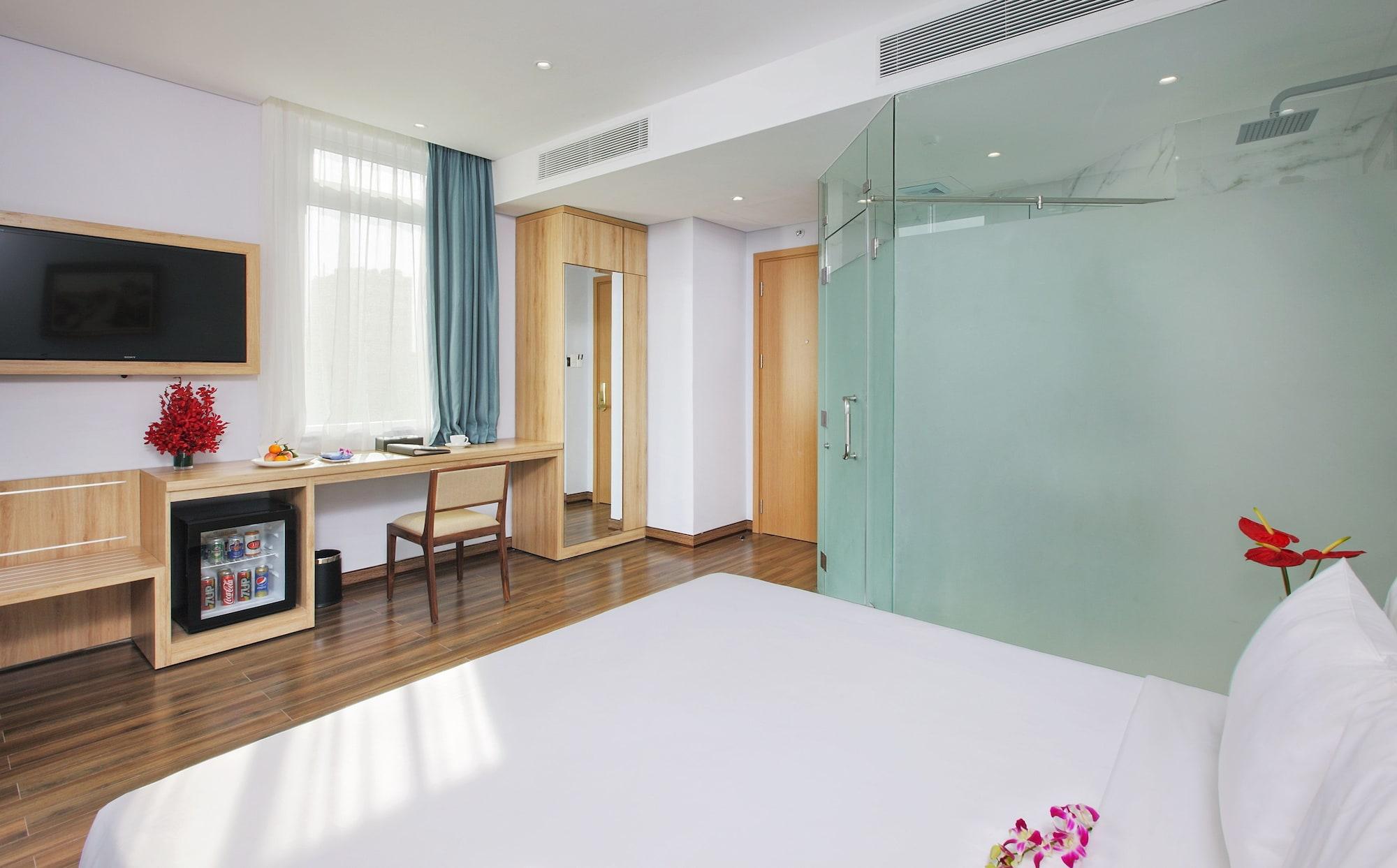 Ramada Encore By Wyndham Saigon D1 - Formerly M Boutique Saigon Hotel 4*