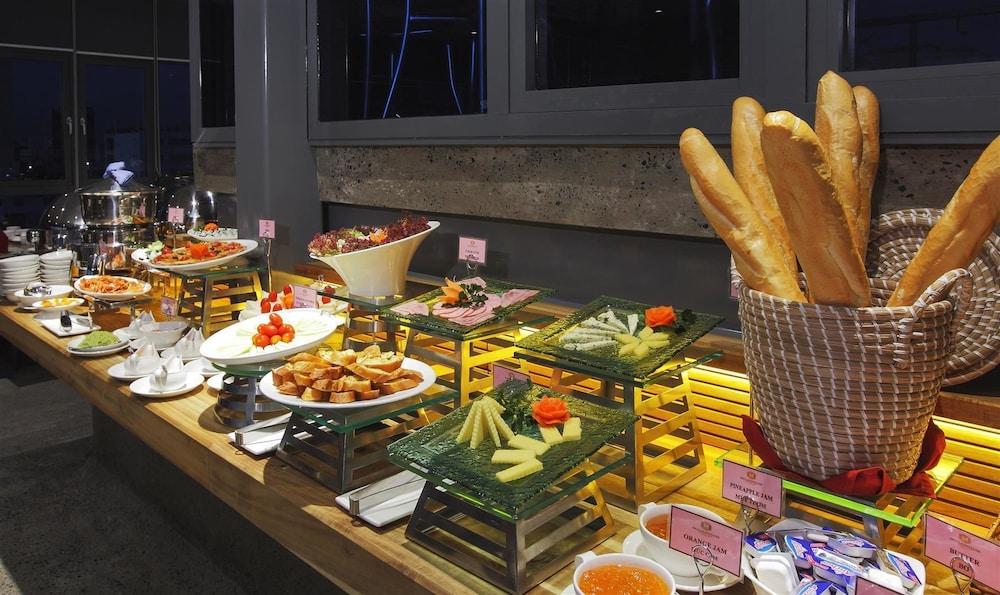 Ramada Encore By Wyndham Saigon D1 - Formerly M Boutique Saigon Hotel
