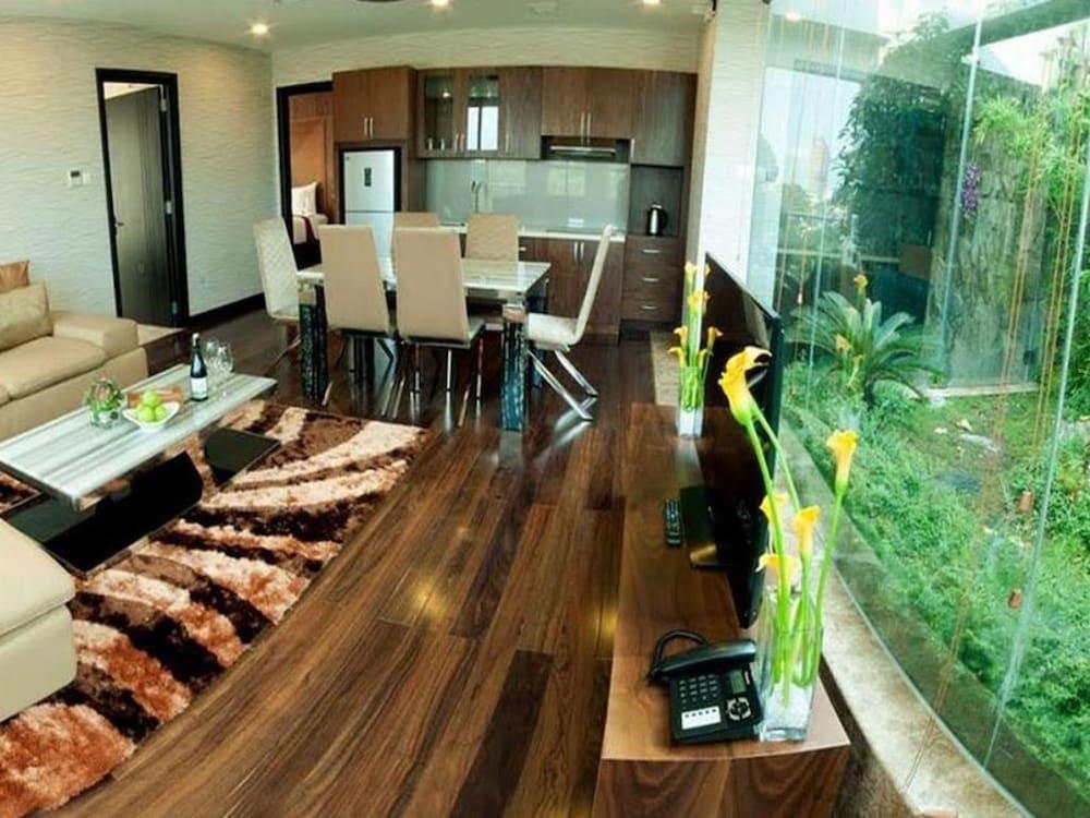 Sonnet Saigon Hotel 3*
