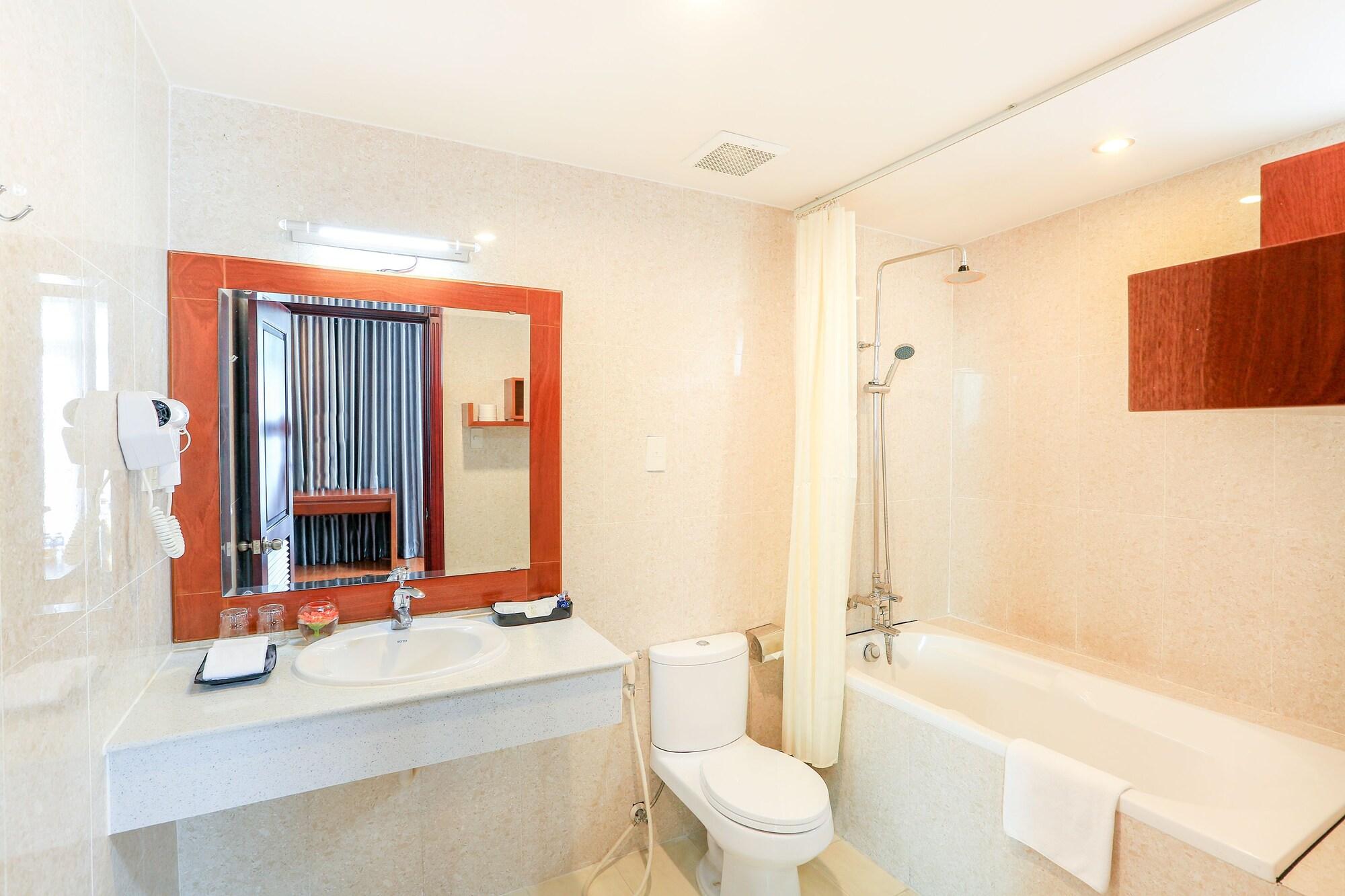 Park View Saigon 3*