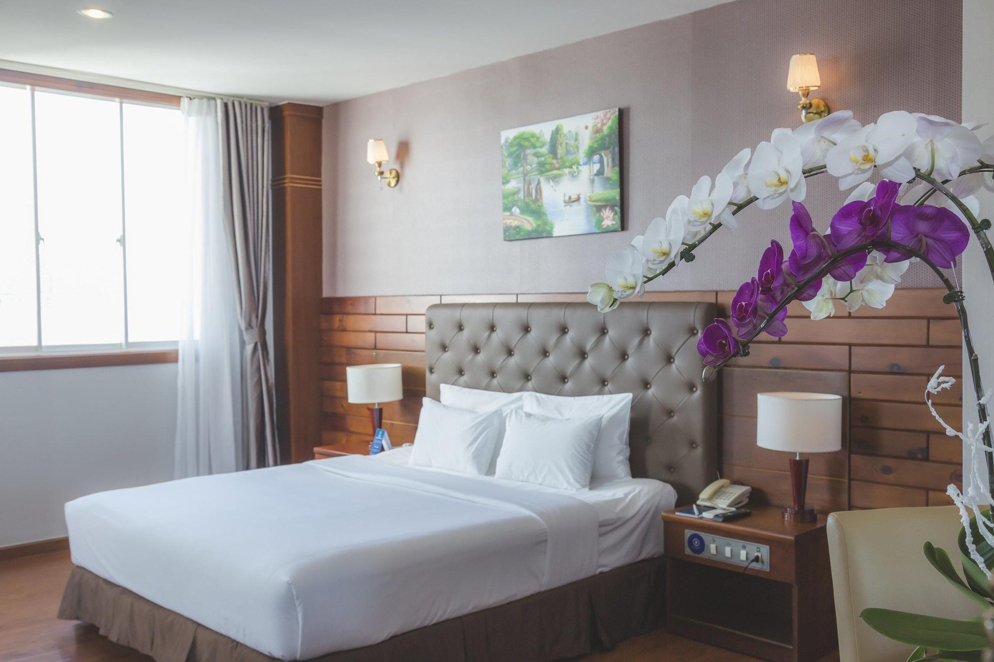 Park View Saigon 3*