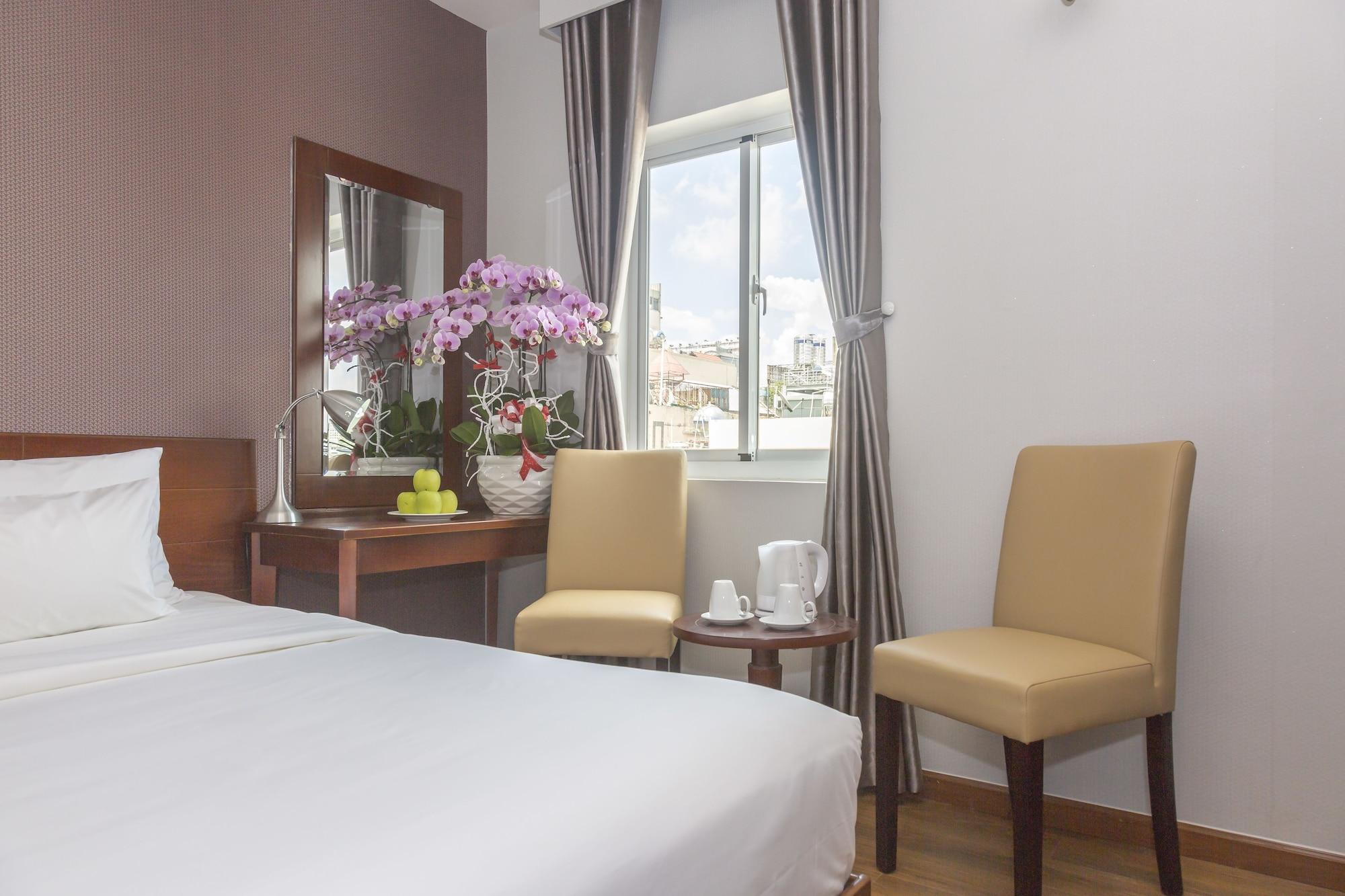 Park View Saigon Hotel 3*