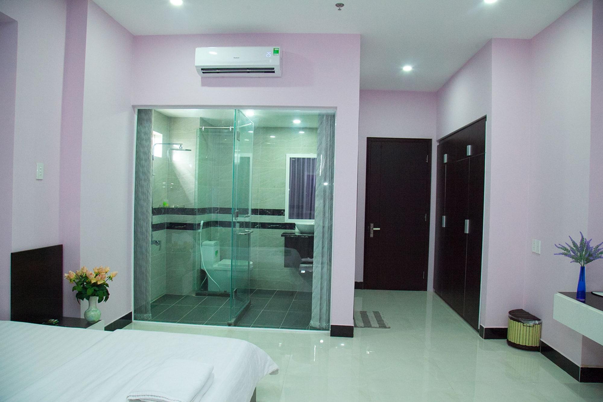 Hotel Eden Roc 3*