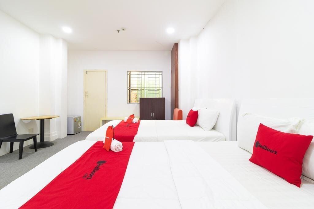 At Saigon Hotel 2*