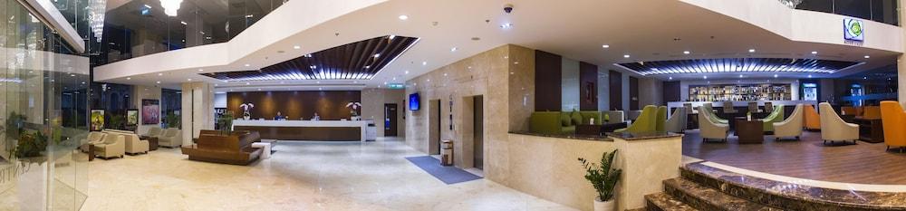 Central 4*
