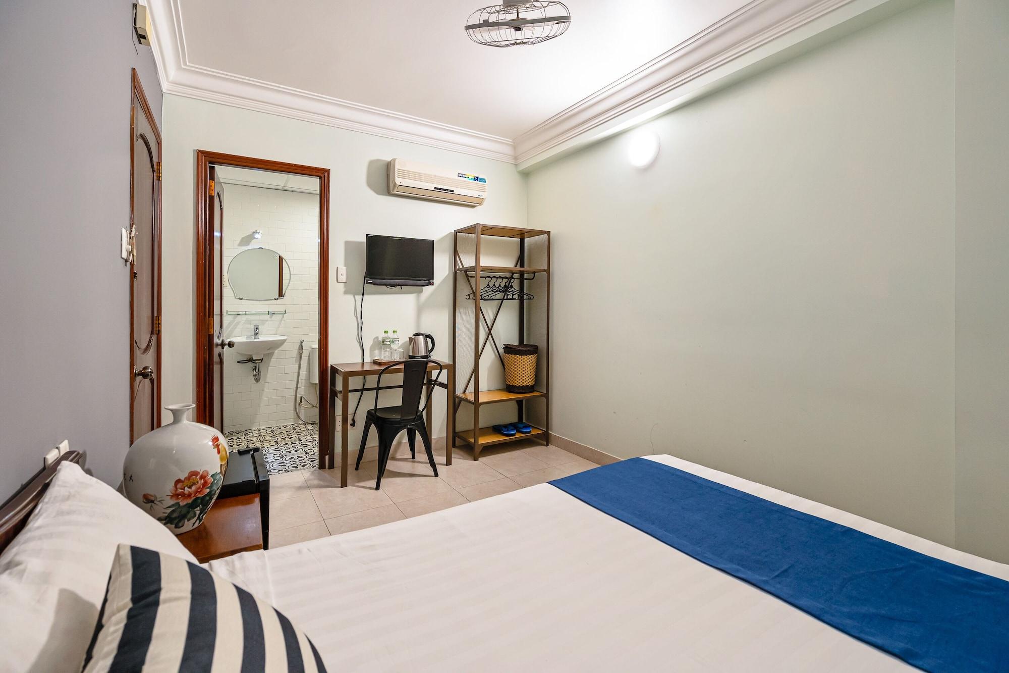 Hanh Chuong Hotel