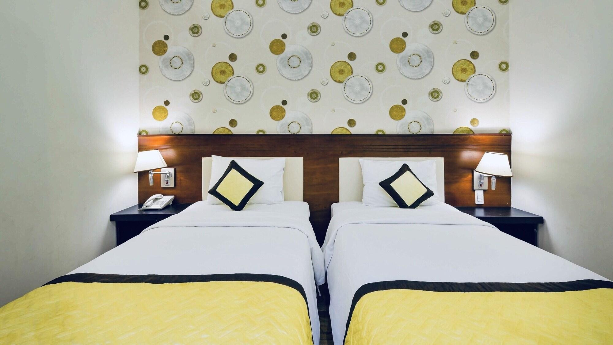 Happy Life Hotel 3*