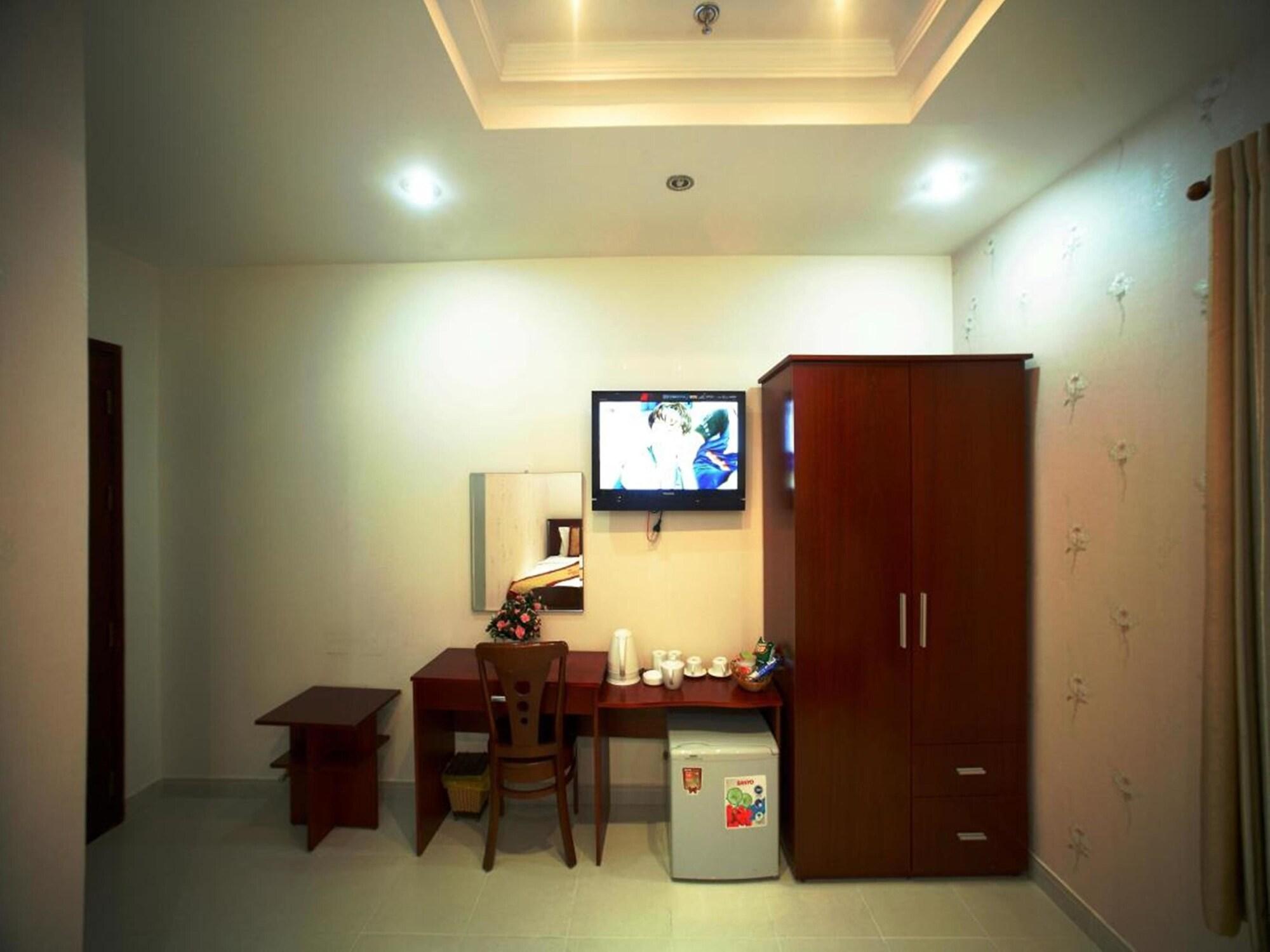 Hanz Vuong Quang Aparthotel 2*