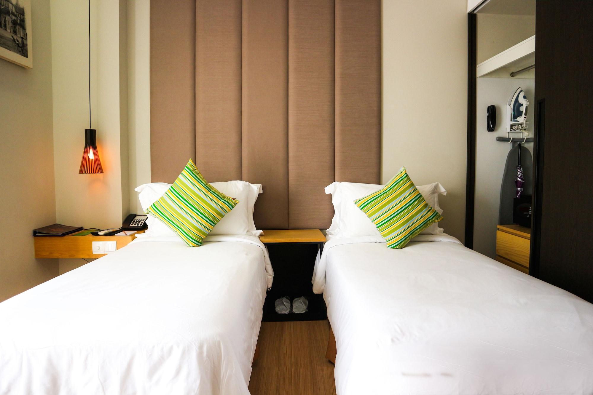 Hotel Novotel Living Saigon South