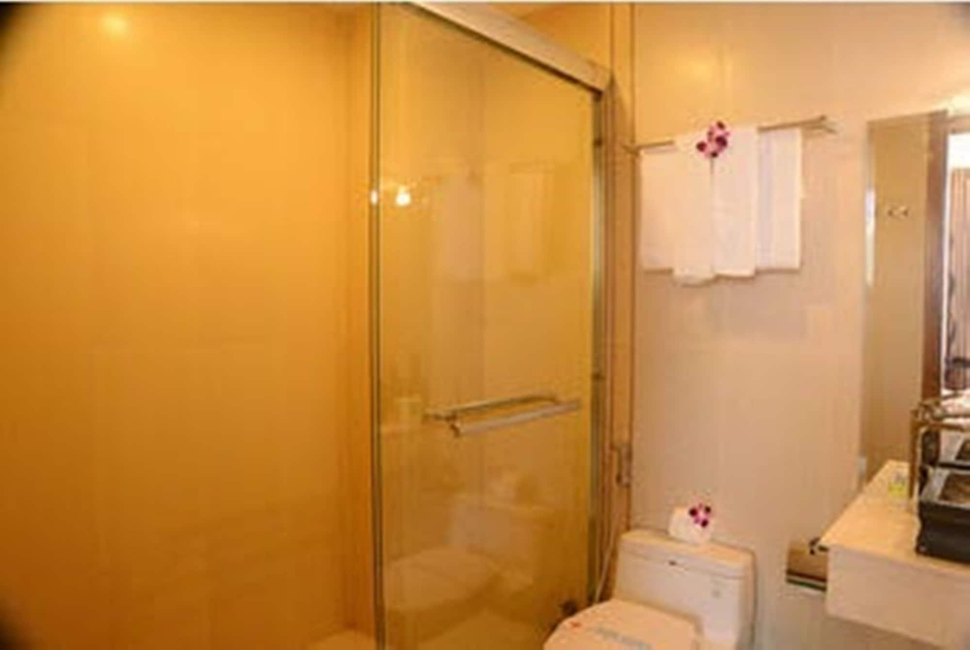 Hotel Sunflowers Airport Ho Chi Minh City