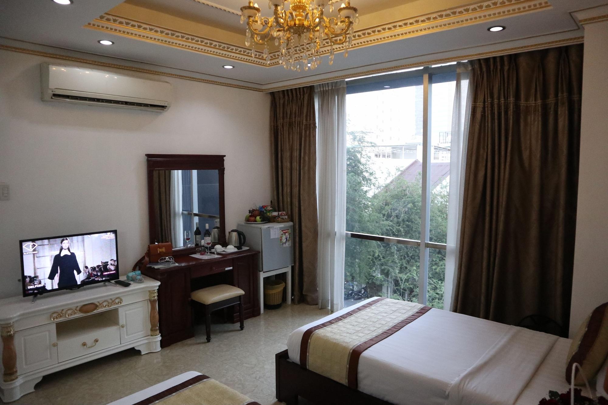 Hotel Happy Land