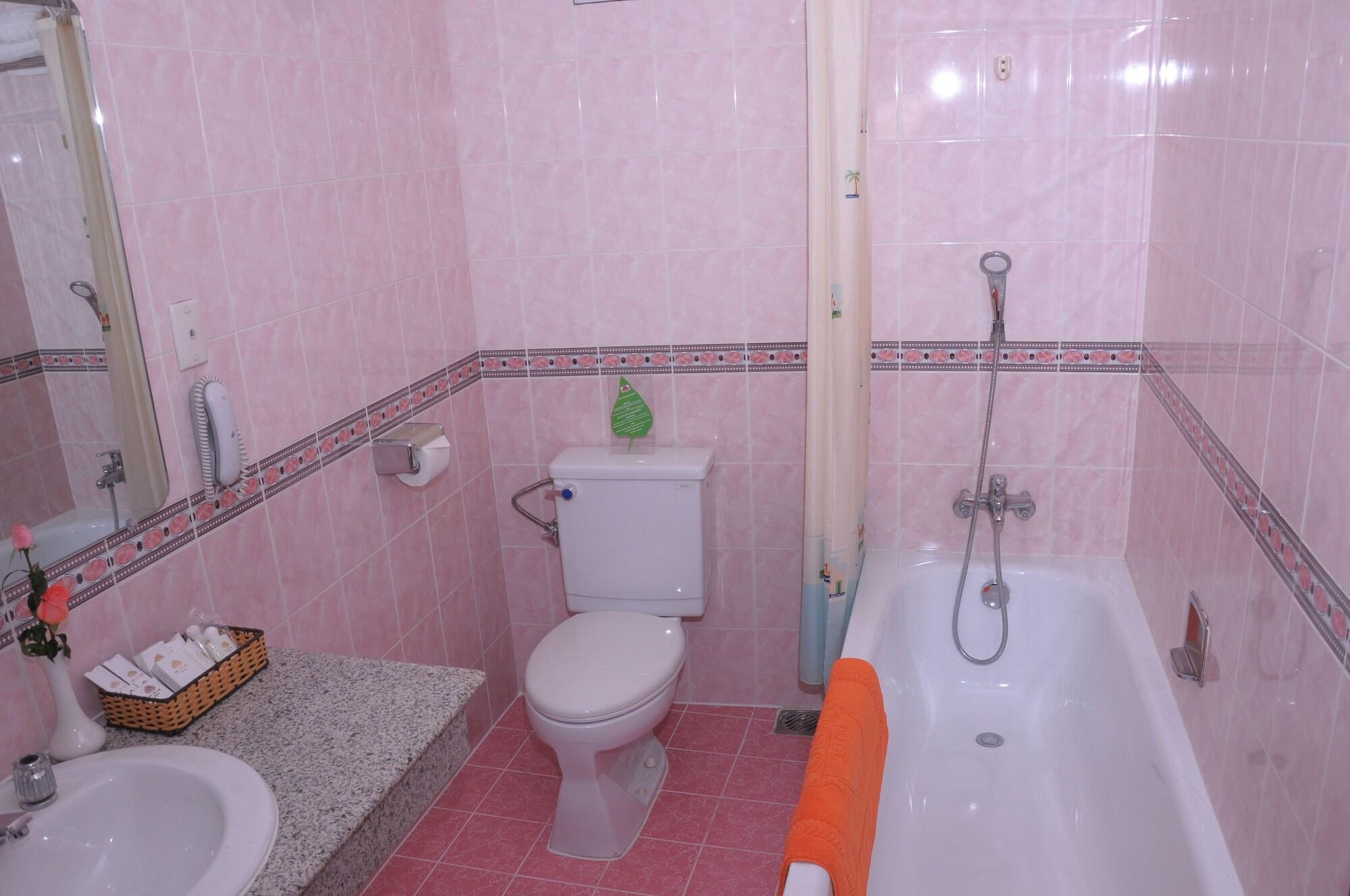 Thiên Hồng 3*